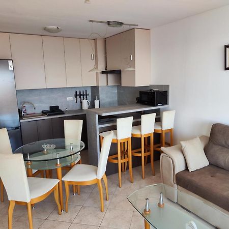 Sun Coast Apartment Светий Влас Екстер'єр фото