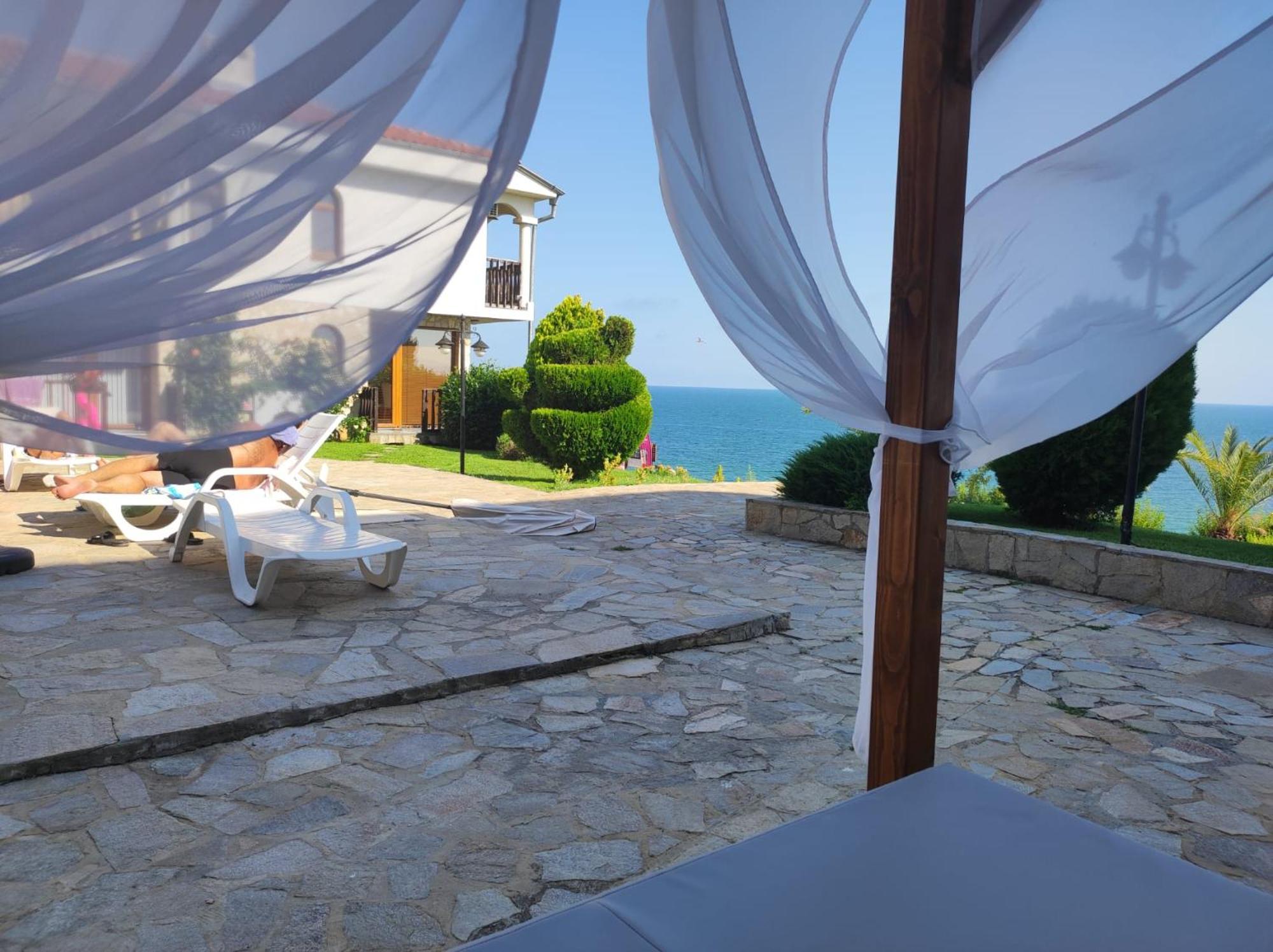 Sun Coast Apartment Светий Влас Екстер'єр фото